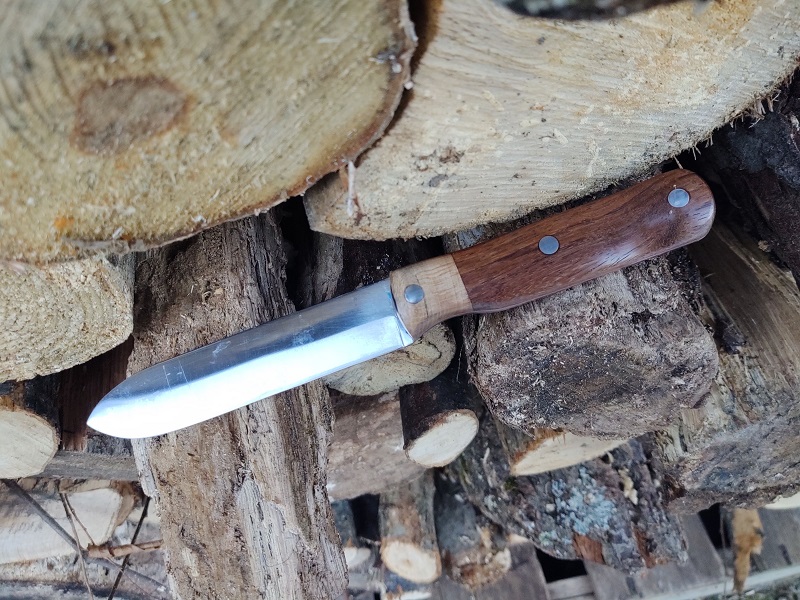 Knife 63 – Kephart EDC - Multi Part Handle Scales